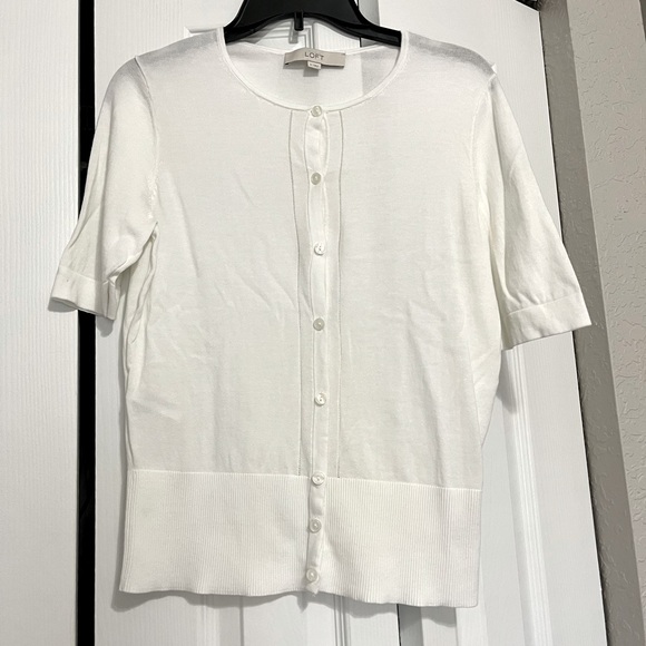 EUC Loft button front sweater. Sz M - Picture 2 of 5